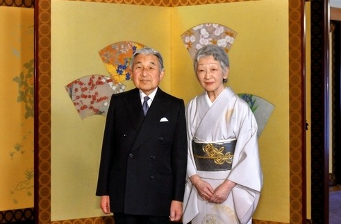 日本天皇80岁大寿:对夺去年轻生命的战争很痛