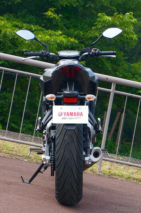 雅马哈MT-07系MT-09的“小弟” 填补年轻摩托车用户群【6】