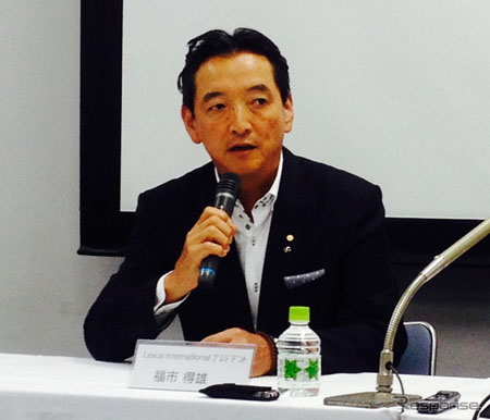 雷克萨斯总裁、福市得雄在丰田九州宫田工厂举行记者招待会上