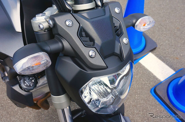 【组图·型车魅影】雅马哈新型运动型摩托车M
