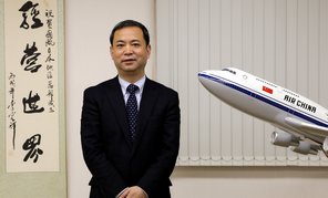 　值此祖国65周年华诞之际，我谨代表中国国际航空公司日本分公司，祝福伟大的祖国繁荣昌盛，人民幸福安康！