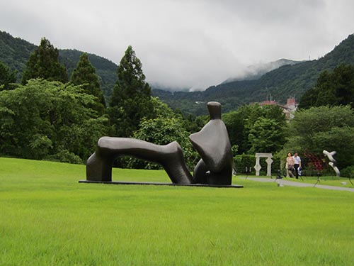 日本旅游跟团游・箱根景点：雕塑之森美术馆（资料图）