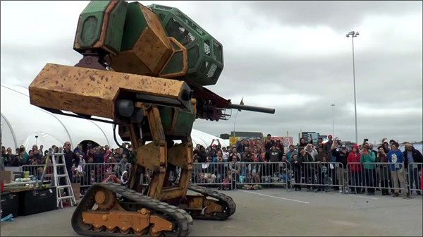 美巨型鋼甲機器人向日本機器人“下戰書”【7】