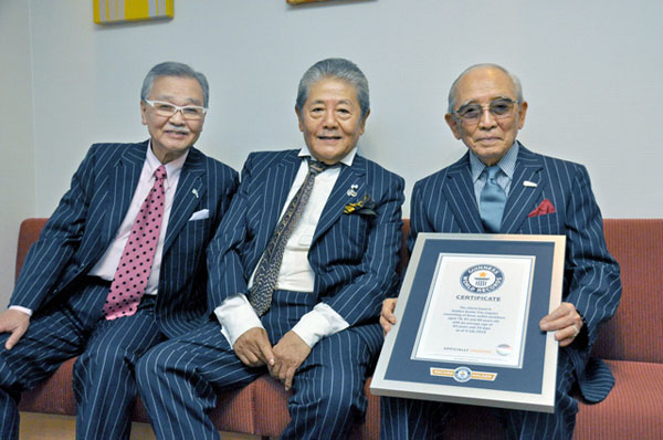 日本一爵士乐队以82岁平均年龄创吉尼斯世界