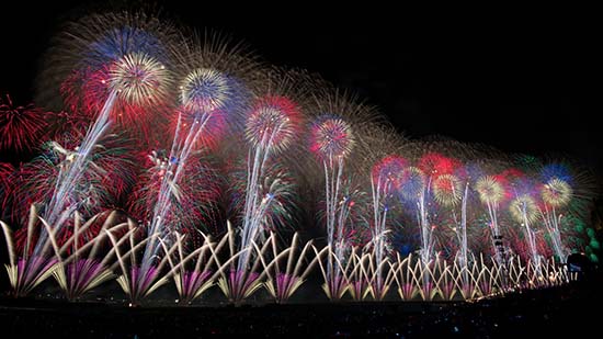 日本自由行攻略·新潟長岡祭大花火大會（資料圖）