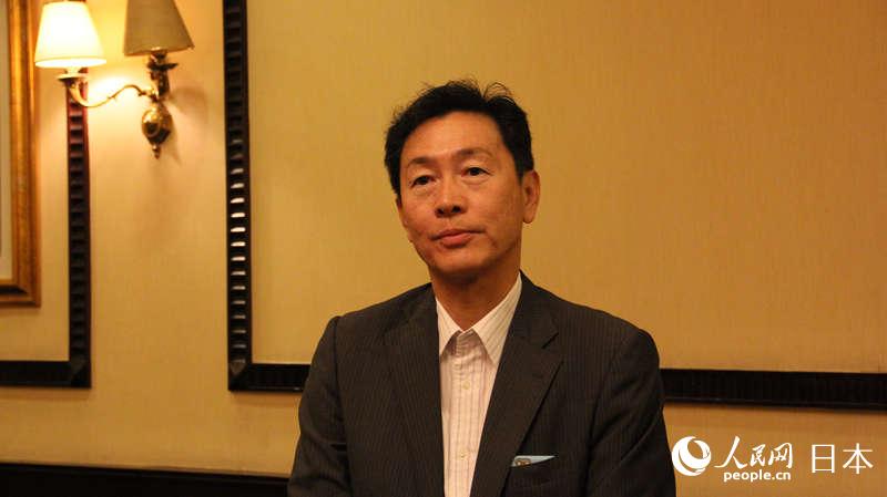 豐田汽車公司社會貢獻推進部部長菅原英喜接受媒體採訪