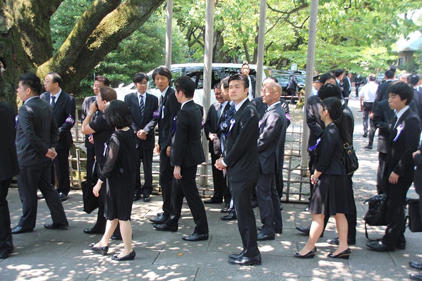 超百名日本國會議員集體參拜靖國神社 趙鬆攝
