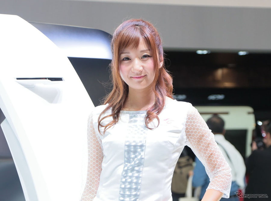 2015東京車展：豐田展位上的美女車模
