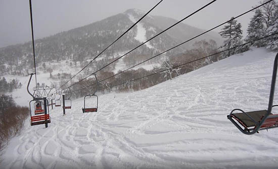 日本滑雪·日本雪友如何评价安比高原滑雪场?