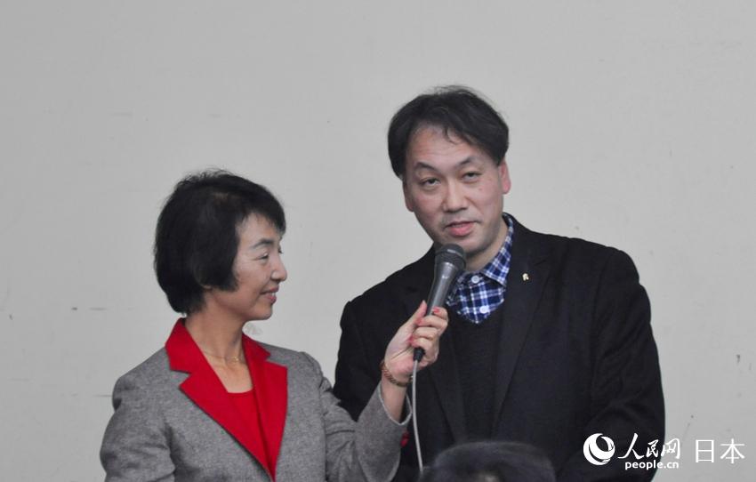 �����˸��Ż��ӣ�����ɽ��ֱ��
