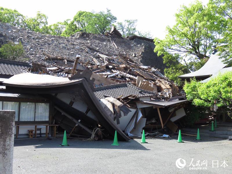 熊本大神宫的神殿完全倒塌