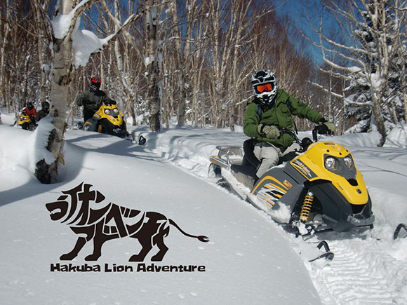 日本滑雪攻略:长野滑雪还有更刺激的雪上摩托