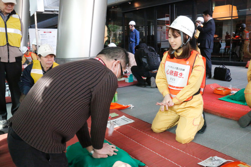 东日本大地震6周年前夕日本森大厦举行防灾训练