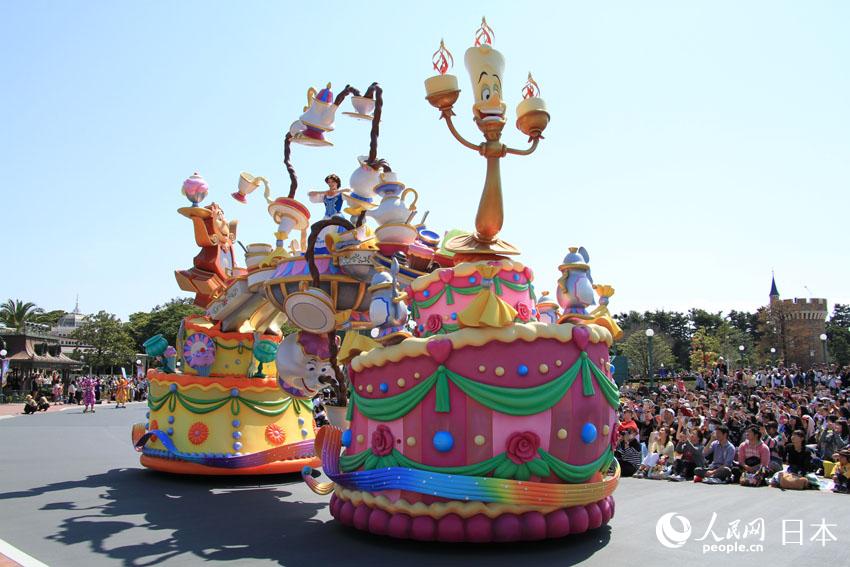 東京迪士尼樂園日間游行“奇想騰飛”