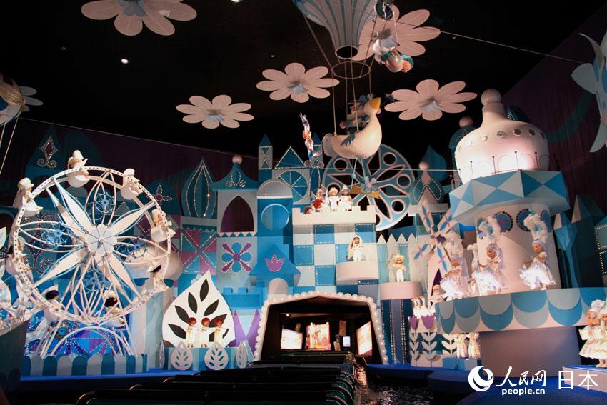 東京迪士尼樂園游樂設施“小小世界”內景