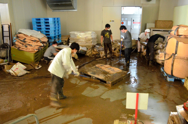 日本暴雨导致知名酒厂停电 30万瓶獭祭酒报