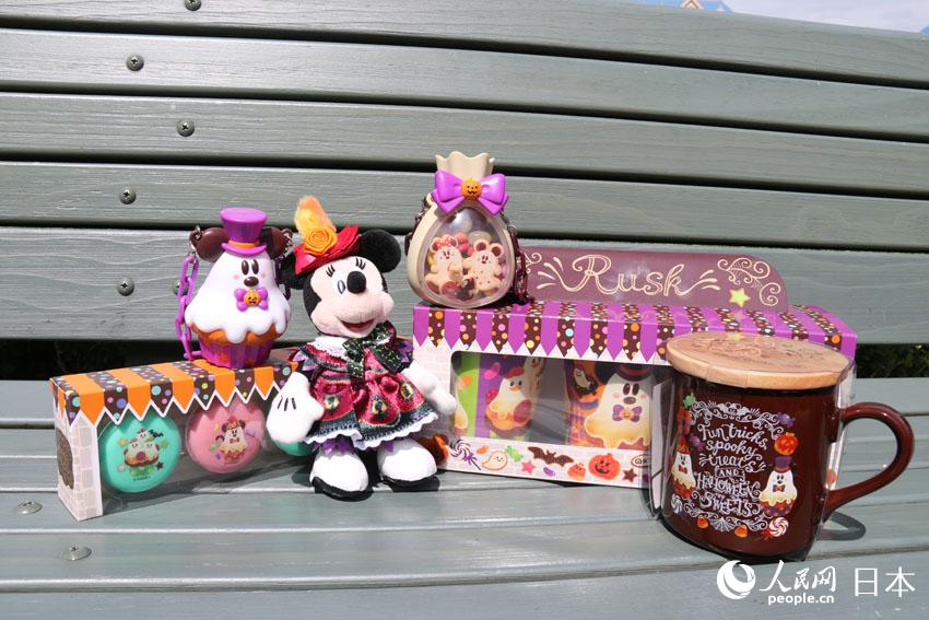 東京迪士尼推出的萬聖節特別商品（攝影：木村雄太）