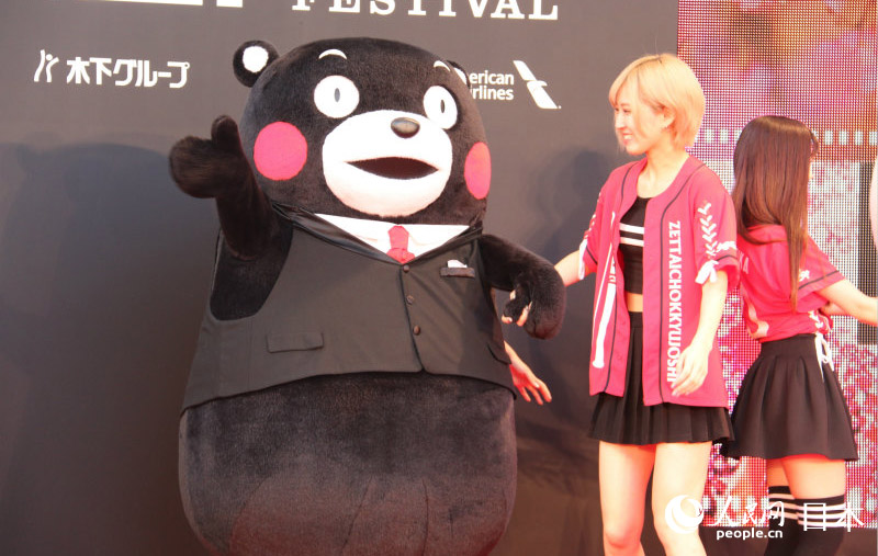 日本人氣吉祥物熊本熊等登上電影節紅毯。(攝影 木村雄太)
