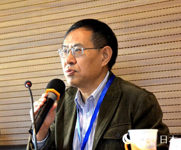 中日翻譯研究會會長、北京第二外國語學院副校級領導邱鳴致辭。