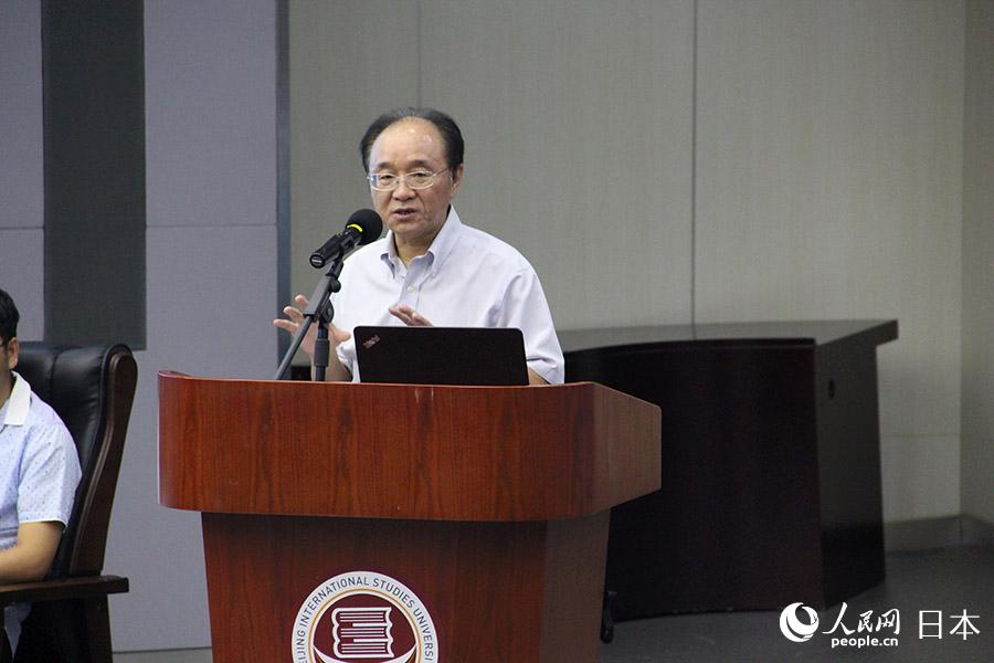 中國翻譯協會常務副會長兼秘書長王剛毅致辭。