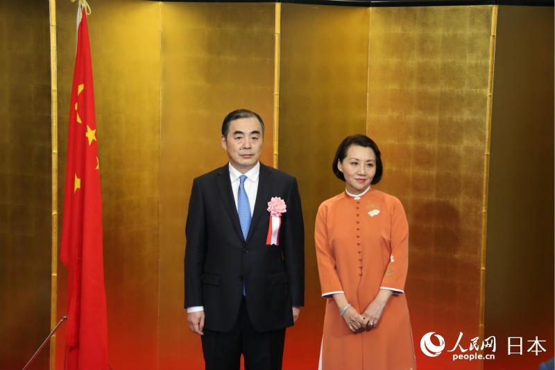 中國駐日本大使孔鉉佑與夫人王秀君。