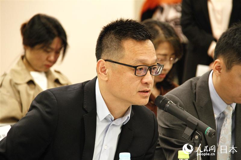 萬達影視傳媒有限公司總經理姜偉在“中日電影合作交流·北京圓桌會”上致辭。（李沐航 攝）