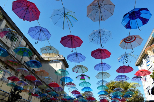 日本雨伞品牌排行_日本家居品牌YOU+MORE!推水母系列雨伞