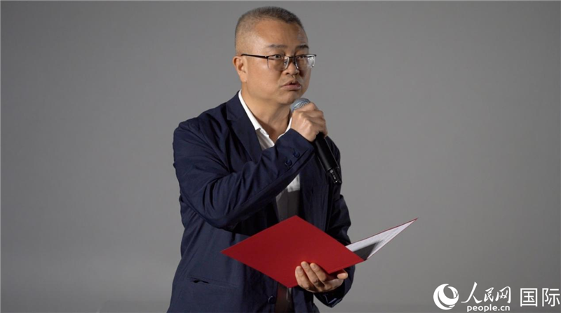 北京市廣播電視局副局長、北影節組委會副秘書長王志致辭。（人民網記者 袁蒙攝）