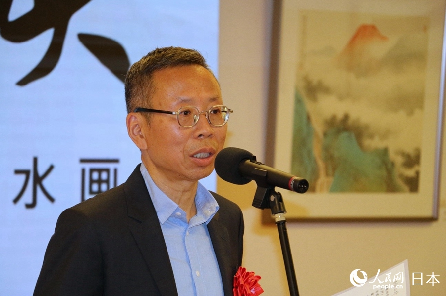 上海市美術家協會副主席陳翔致辭。人民網 許可攝