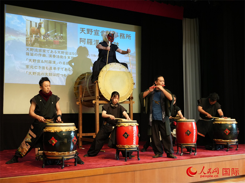 太鼓表演。人民网 许可摄