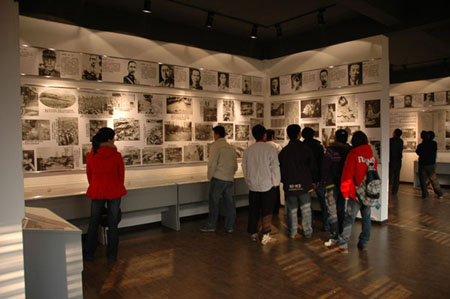 史料陈列馆"是一个以独特视角反映抗日战争给中国人民所留下的记忆和