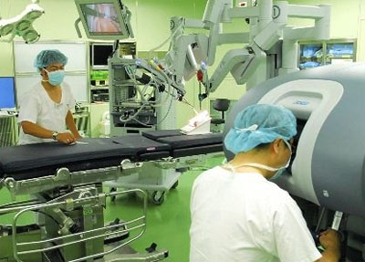 日本神户大学医学部引进手术用机器人 利用3D