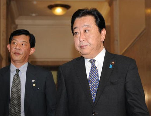 日本首相野田佳彦(右)