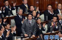 日本政坛现象：日本七年换七相